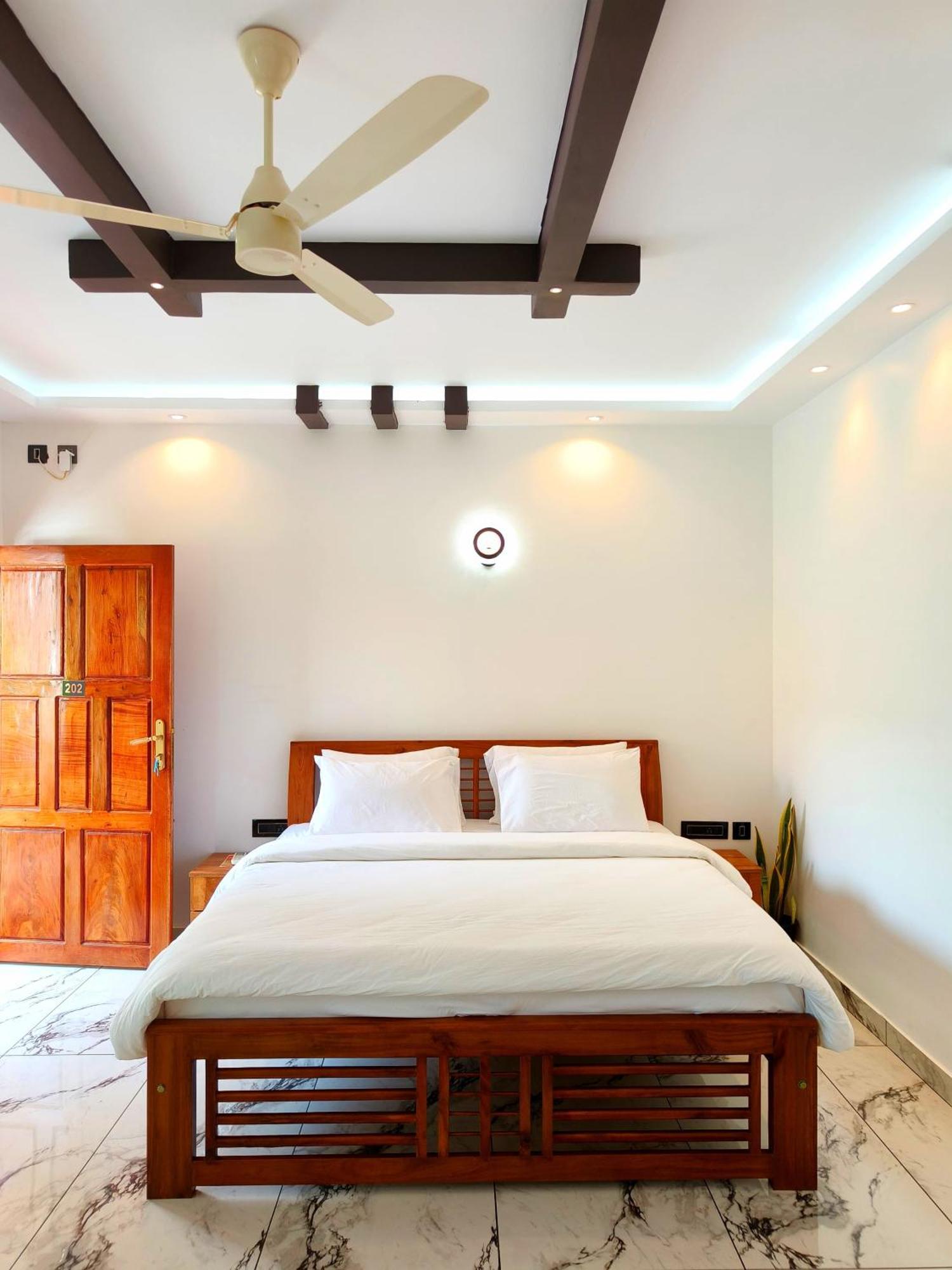 Wavealokam Beach Retreat Варкала Экстерьер фото